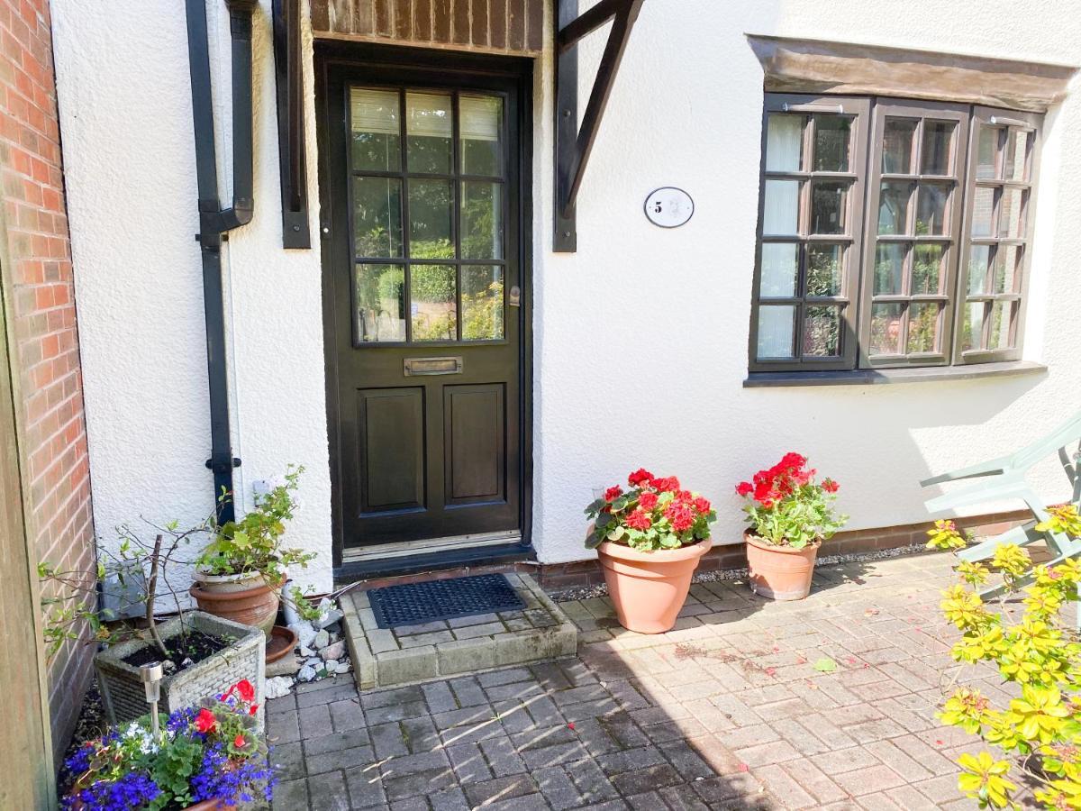 Harbourside House - Great Location - Parking - 2 En-Suites - Sleeps 5 Plus 1 Poole Buitenkant foto