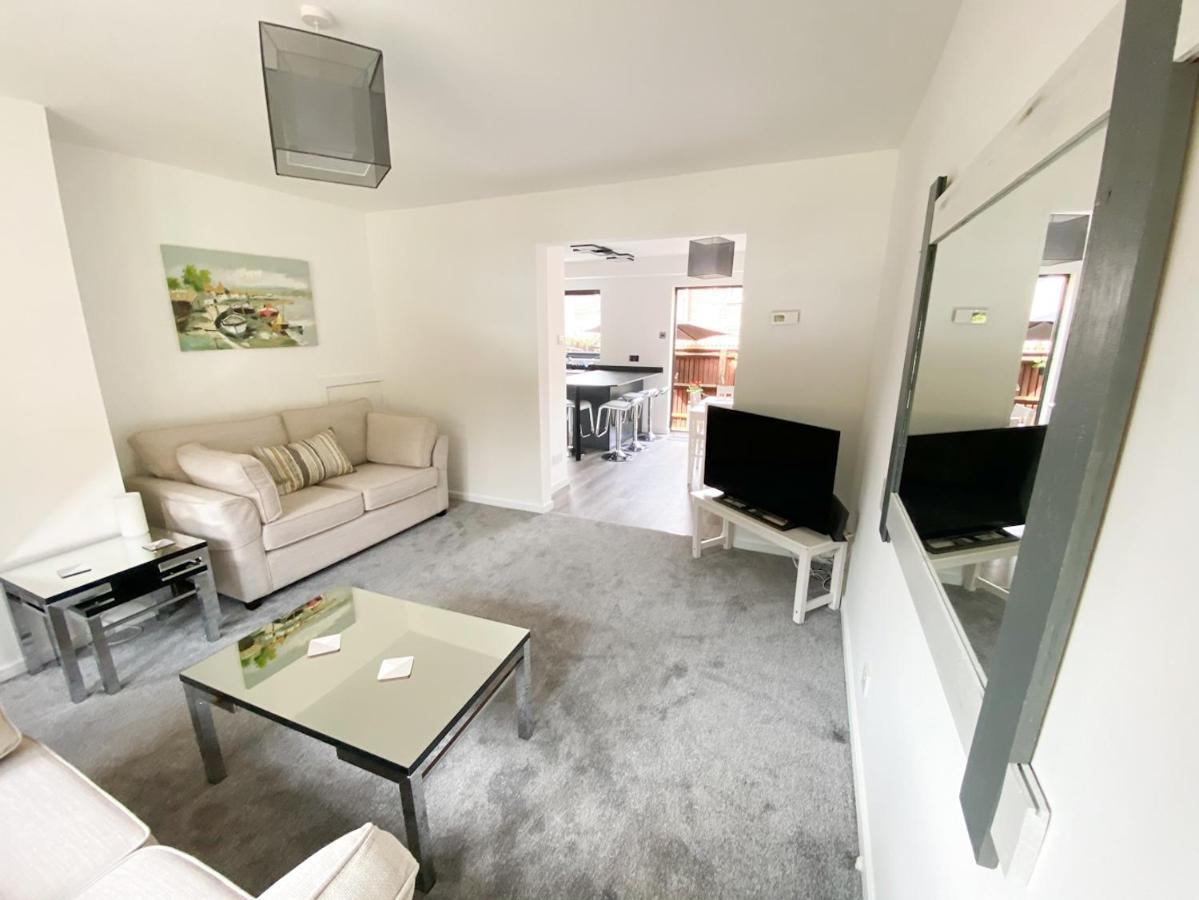 Harbourside House - Great Location - Parking - 2 En-Suites - Sleeps 5 Plus 1 Poole Buitenkant foto